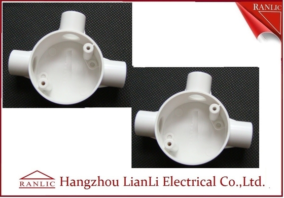 China Maneira três em volta da caixa de junção elétrica BS4568 da canalização do PVC feito-à-medida fornecedor