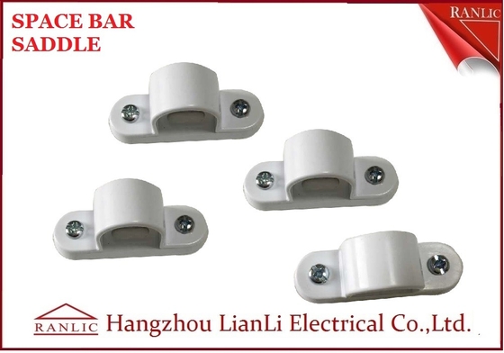 China canalização 25mm plástica e encaixes do PVC da sela da barra do espaçador de 20mm para a canalização elétrica fornecedor